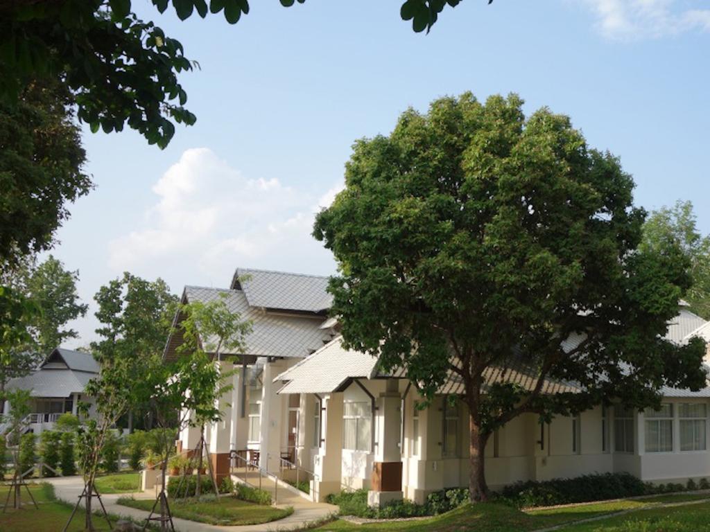 Vivo Bene Village Doi Saket Exterior foto